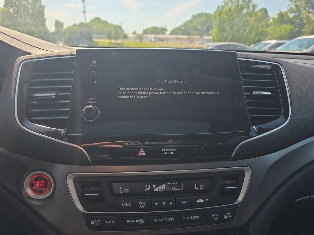 Certified 2022 Honda Pilot Special Edition image 9