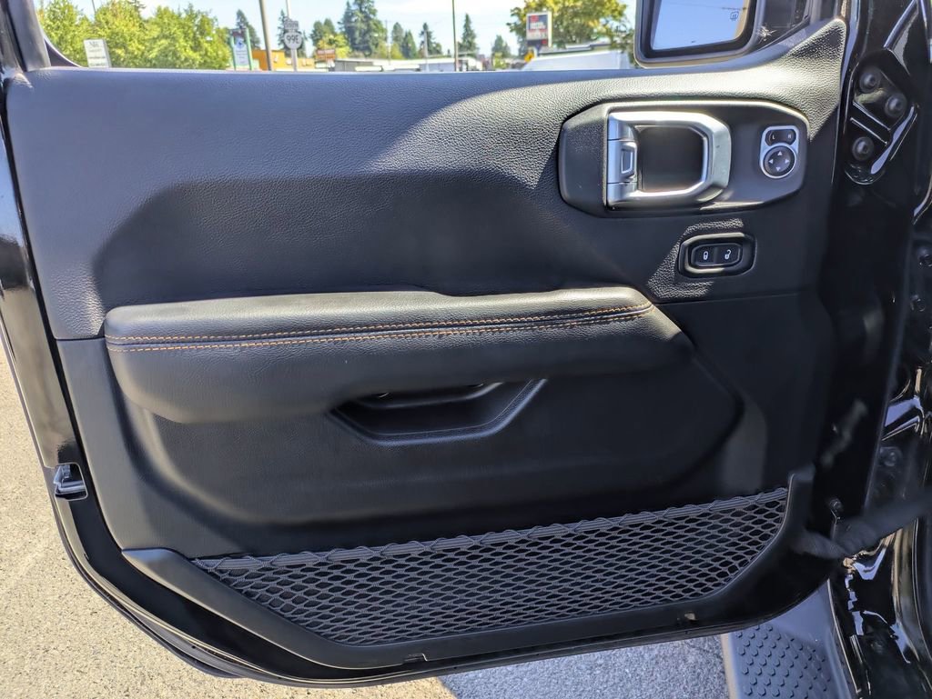 Used 2021 Jeep Wrangler Unlimited Sahara image 10