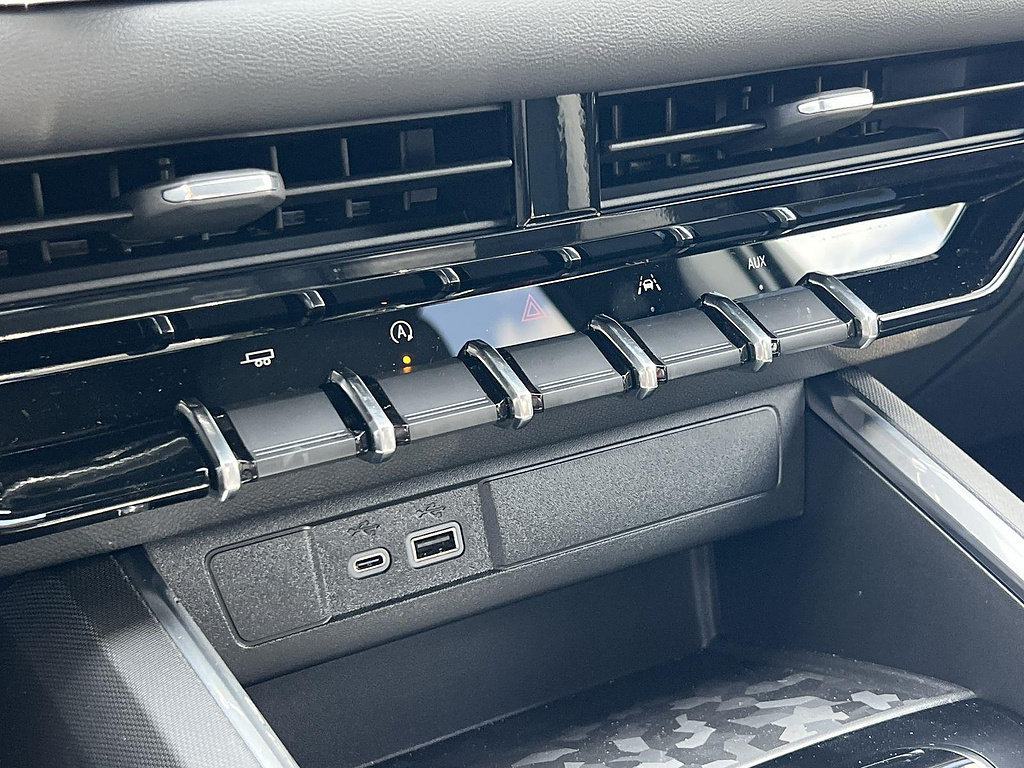 New 2026 GMC Canyon Elevation RWD image 20