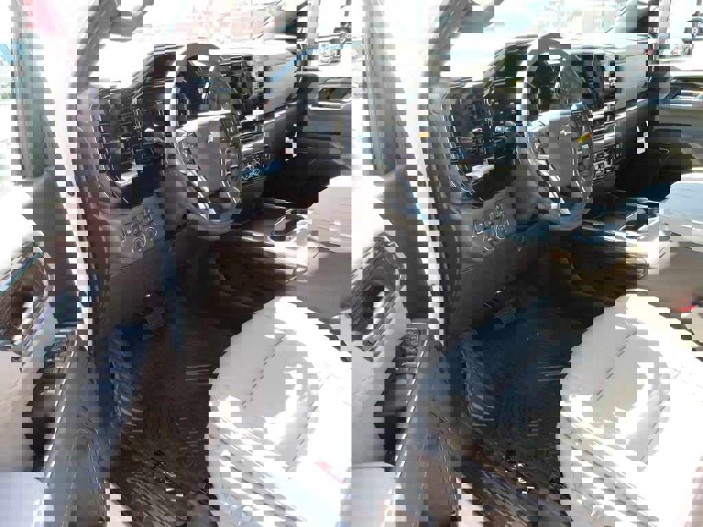 New 2026 Chevrolet Silverado 2500 LT w/ True North Edition image 17