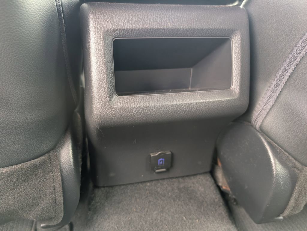 Used 2023 Toyota Camry SE w/ Convenience Package image 28