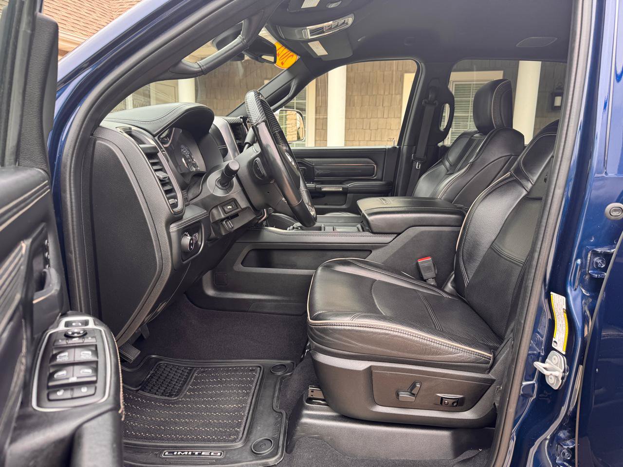 Used 2021 RAM 2500 Limited w/ Cold Weather Group AWD/4WD image 11