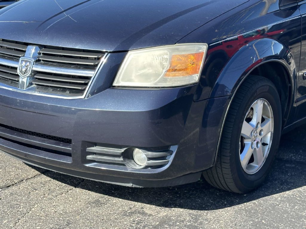 Used 2008 Dodge Grand Caravan SXT FWD image 8
