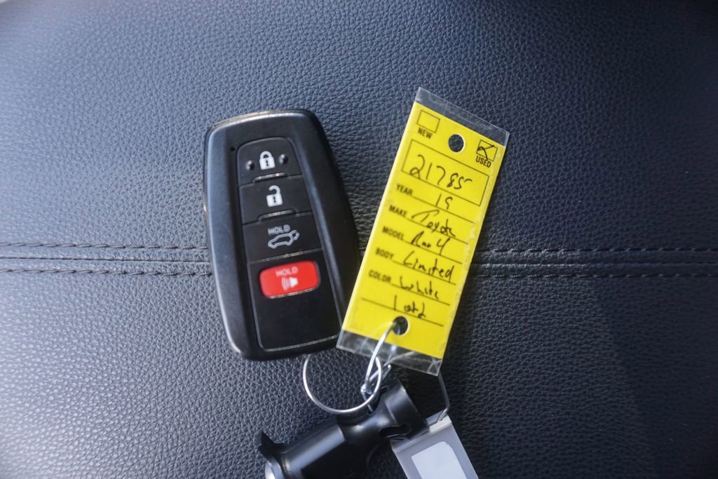 Used 2019 Toyota RAV4 Limited w/ Advanced Technology Package AWD/4WD image 35
