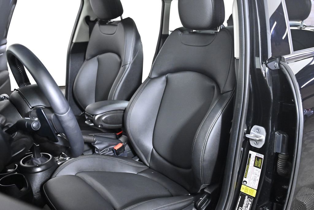 Certified 2024 MINI Cooper S image 21
