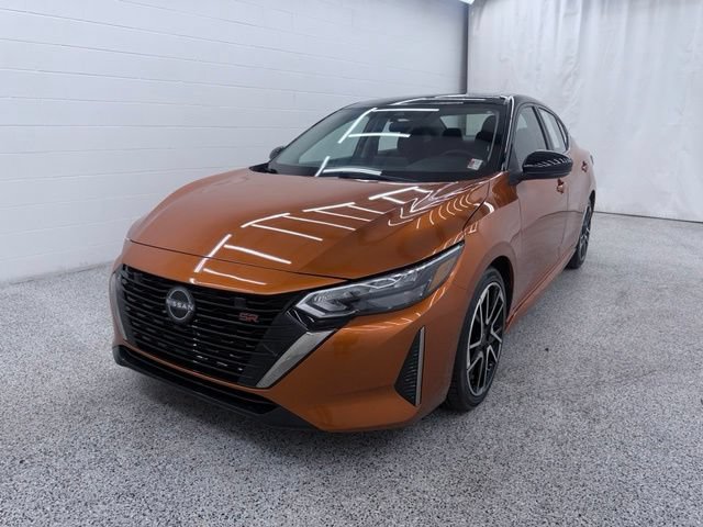 Used 2025 Nissan Sentra SR FWD image 5