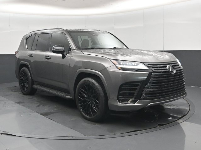 Used 2026 Lexus LX 600 4WD w/ Appearance Package image 35