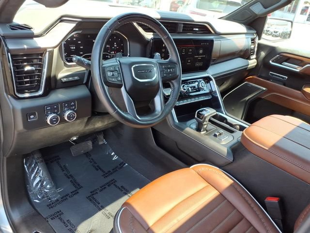 Used 2025 GMC Sierra 1500 Denali Ultimate AWD/4WD image 3