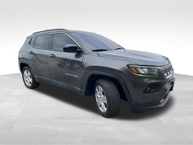 Used 2022 Jeep Compass Latitude AWD/4WD image 9