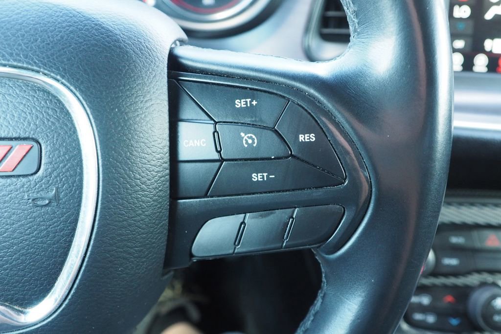 Used 2018 Dodge Challenger SXT RWD image 26