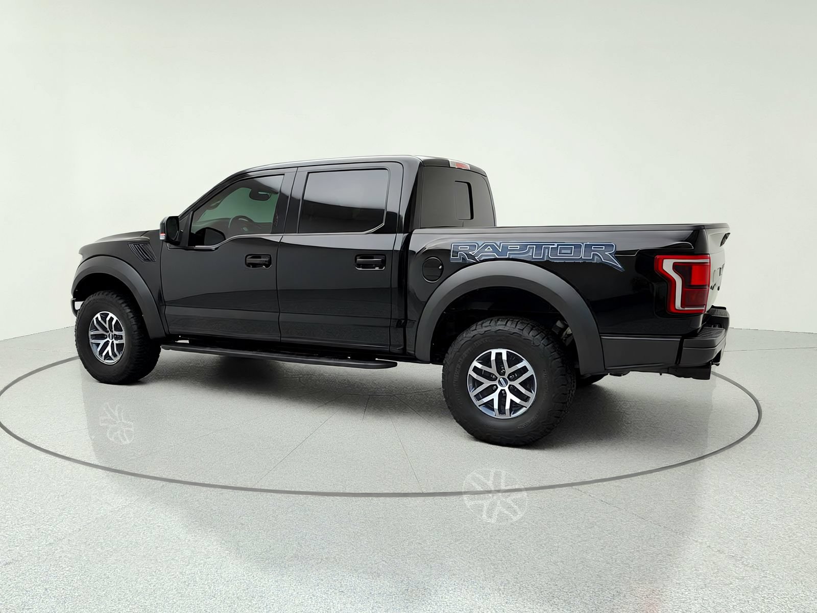 Used 2017 Ford F150 Raptor w/ Equipment Group 802A Luxury AWD/4WD image 5