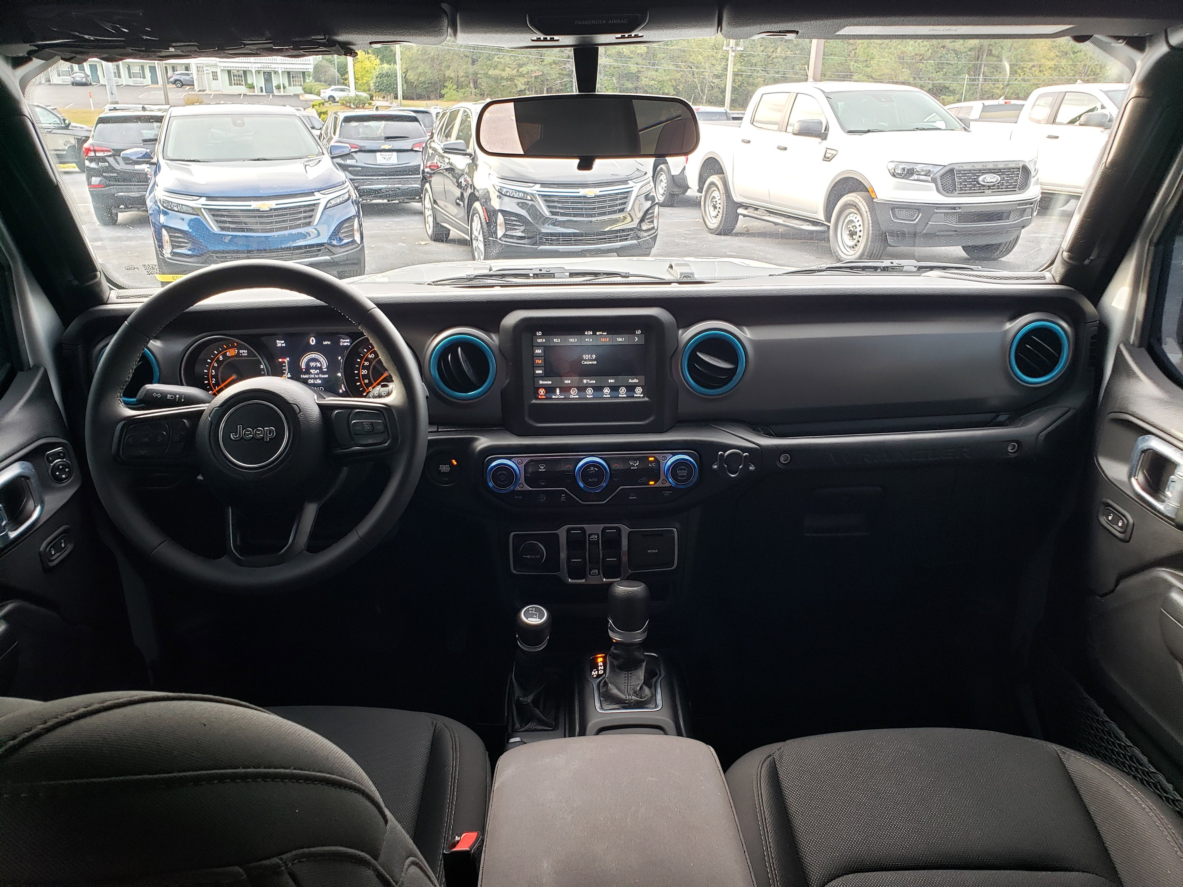 Used 2023 Jeep Wrangler Unlimited Sport image 36