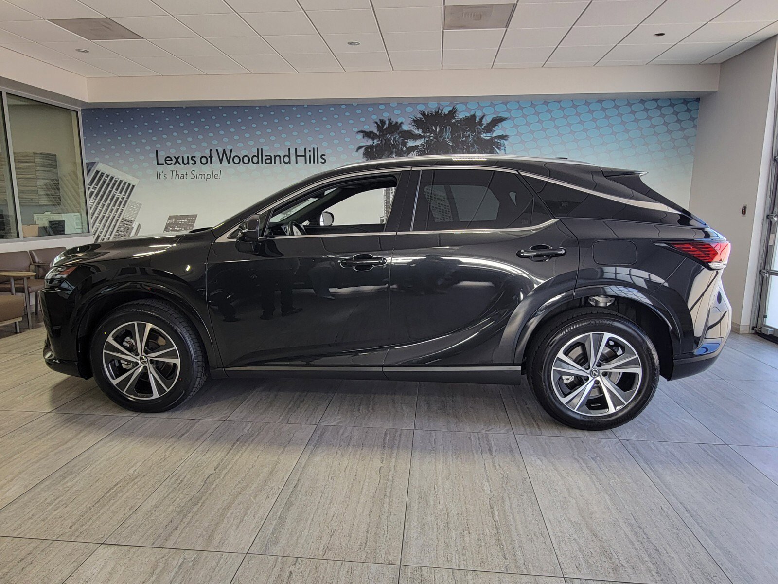Used 2024 Lexus RX 350 Premium w/ Cold Area Package image 2