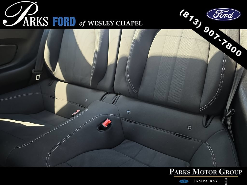 Used 2018 Ford Mustang Coupe w/ Equipment Group 101A RWD image 18