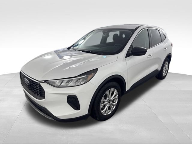 Used 2025 Ford Escape Active FWD image 3