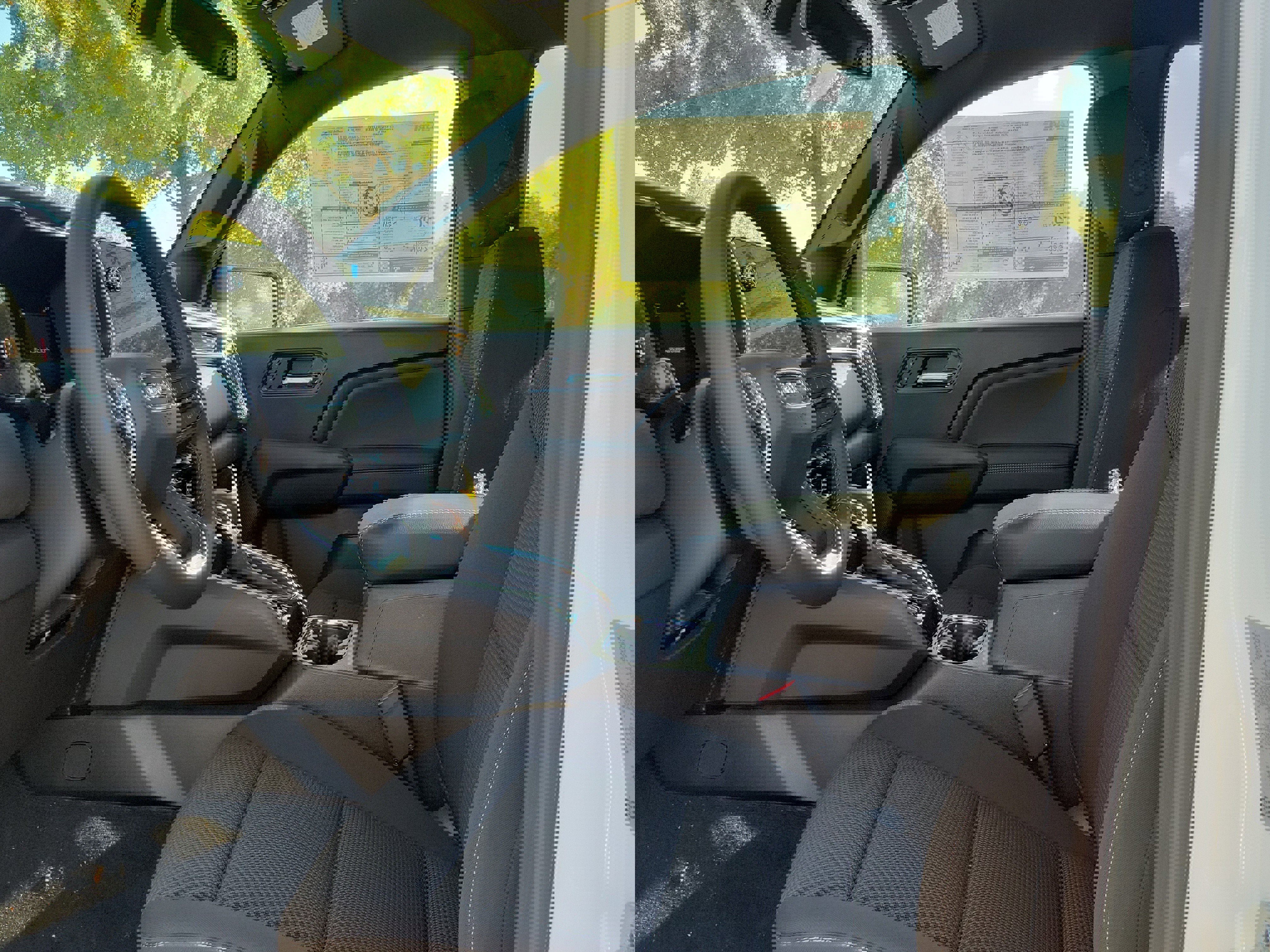 New 2025 GMC Canyon Elevation w/ Convenience Package image 7