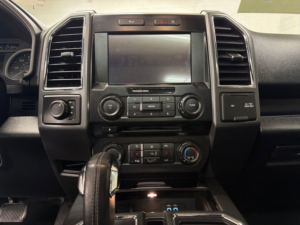 Used 2016 Ford F150 XLT w/ Equipment Group 302A Luxury image 14