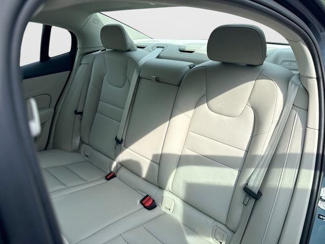 Certified 2024 Volvo S60 B5 Plus w/ Climate Package AWD/4WD image 28