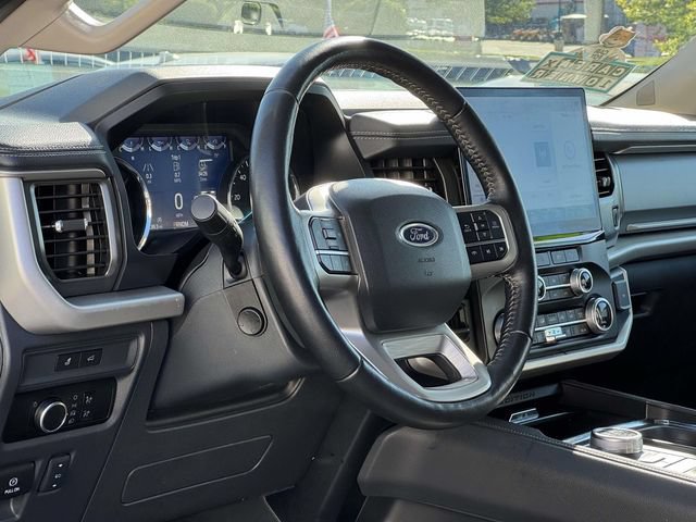 Used 2024 Ford Expedition XLT AWD/4WD image 27
