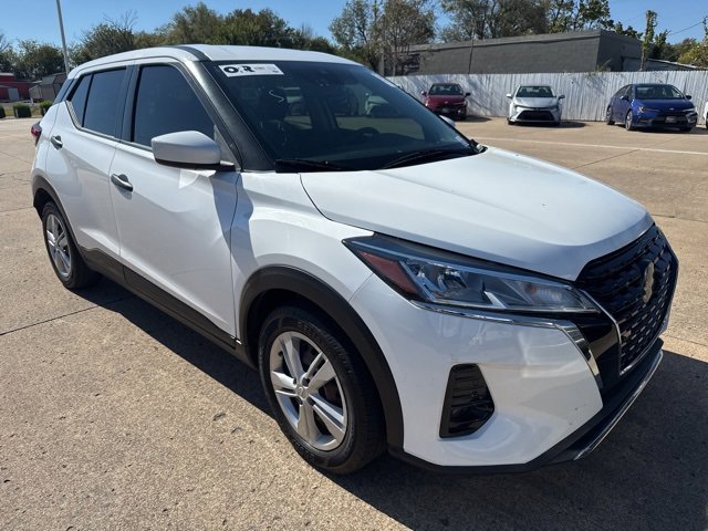 Used 2022 Nissan Kicks S