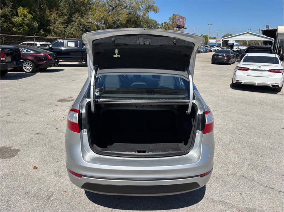 Used 2018 Ford Fiesta SE w/ Cold Weather Package image 35