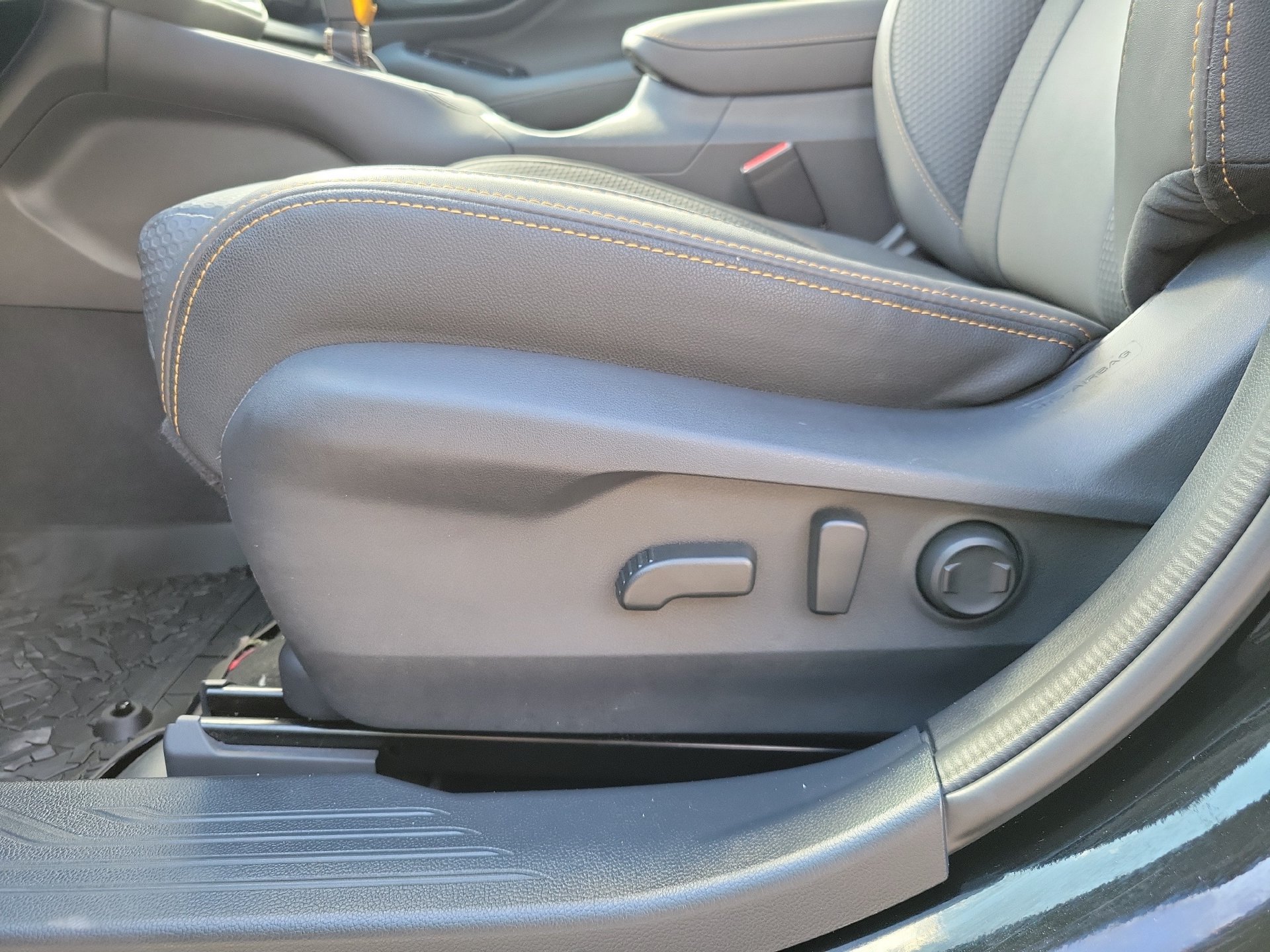 Used 2025 Subaru Outback Wilderness AWD/4WD image 31