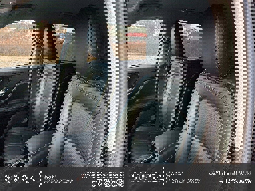 Certified 2022 Lincoln Corsair AWD w/ Equipment Group 101A image 14