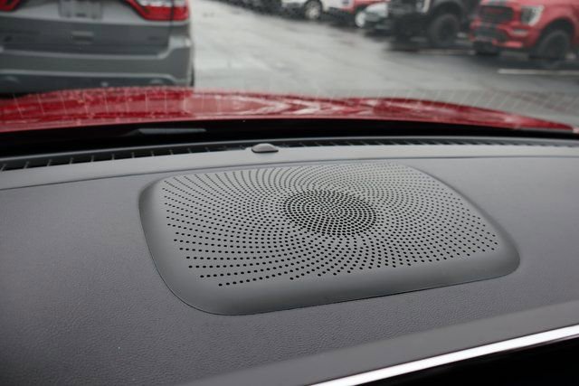 Used 2023 Lincoln Corsair AWD w/ Equipment Group 101A image 29