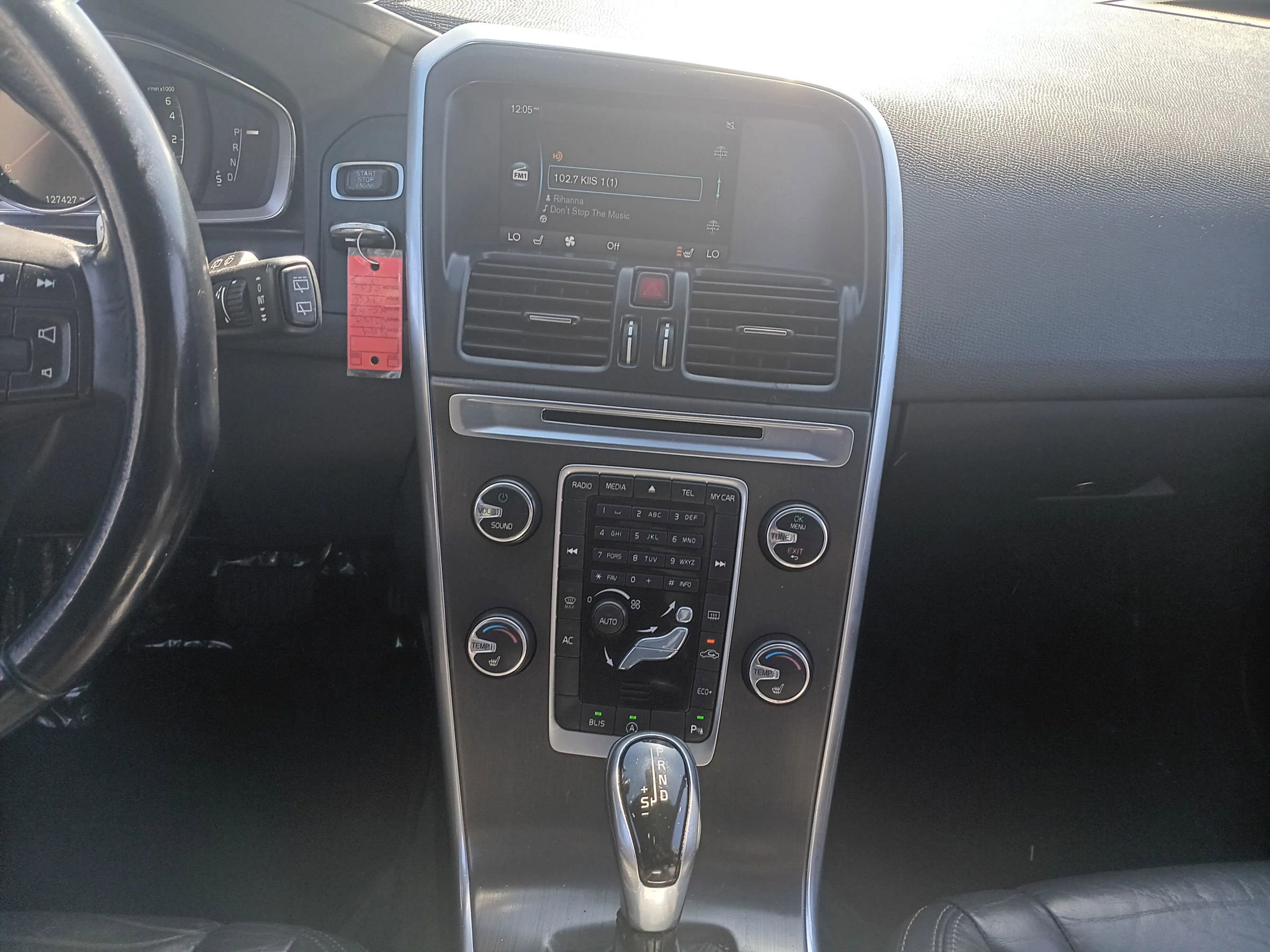 Used 2015 Volvo XC60 T6 image 18