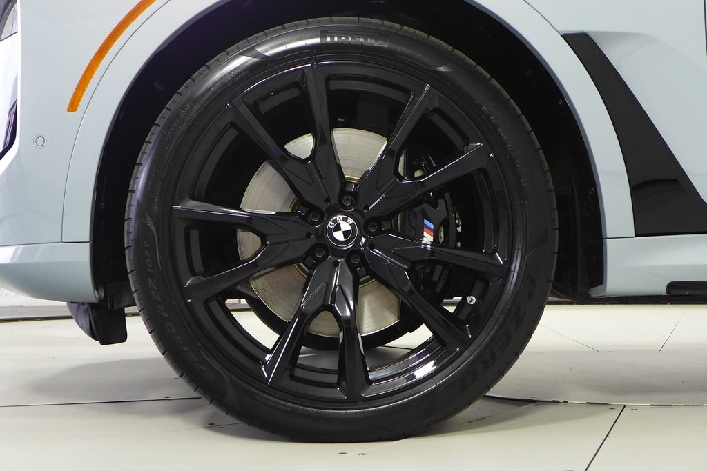 Certified 2024 BMW X7 M60i w/ Executive Package AWD/4WD image 5