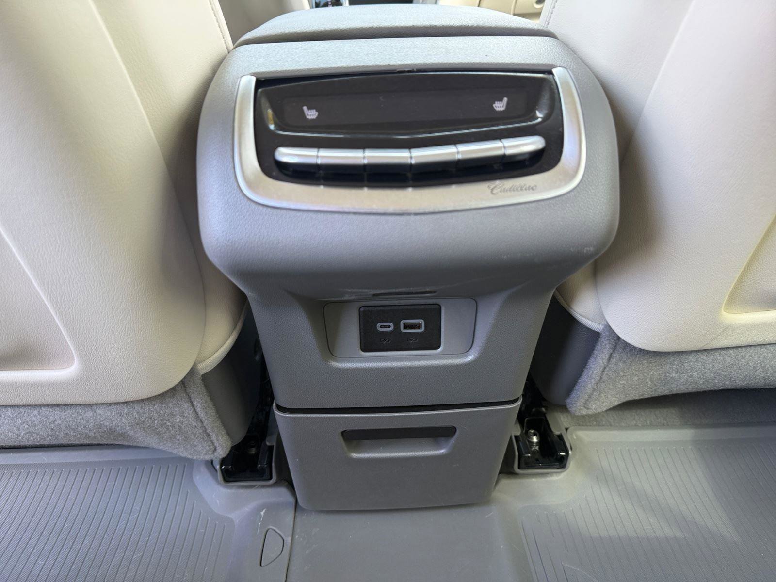 Certified 2024 Cadillac XT6 Premium Luxury w/ Technology Package image 20