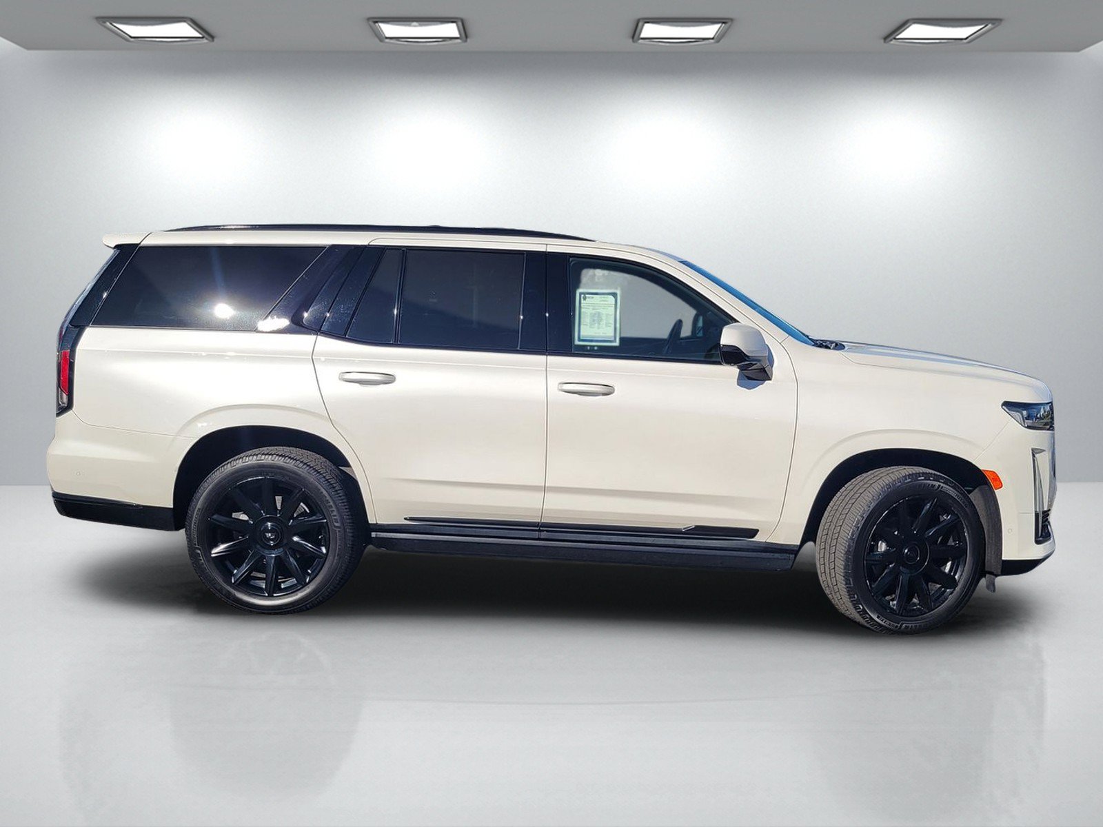 Used 2021 Cadillac Escalade Premium Luxury Platinum AWD/4WD image 3