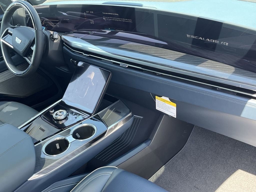 New 2025 Cadillac Escalade IQ Sport 2 image 21
