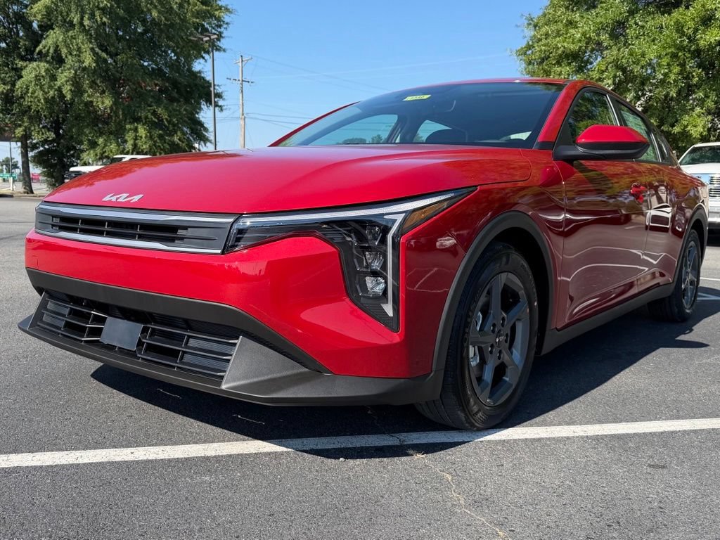 New 2026 Kia K4 FWD image 3