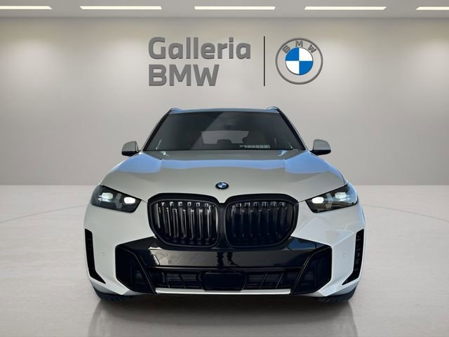 New 2026 BMW X5 sDrive40i w/ M Sport Package RWD image 2