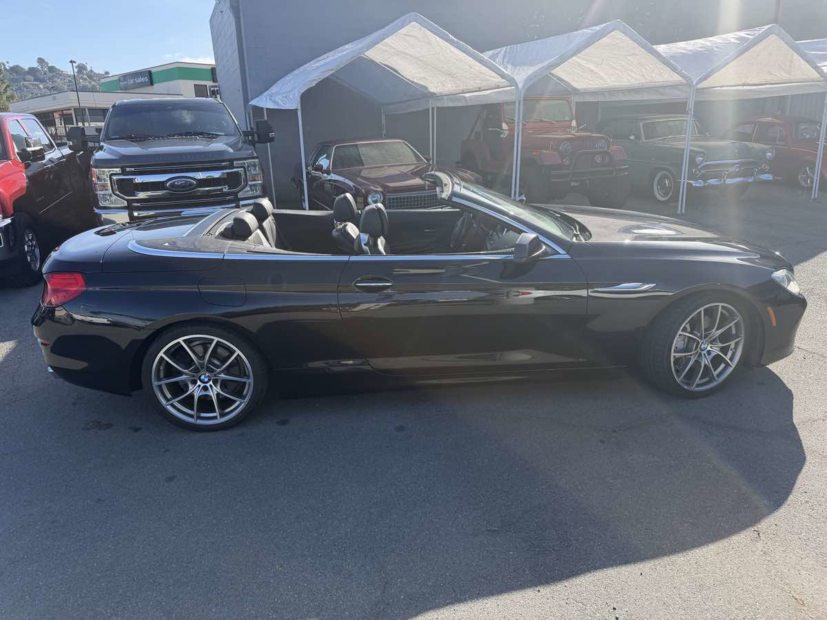Used 2012 BMW 650i Convertible RWD image 10