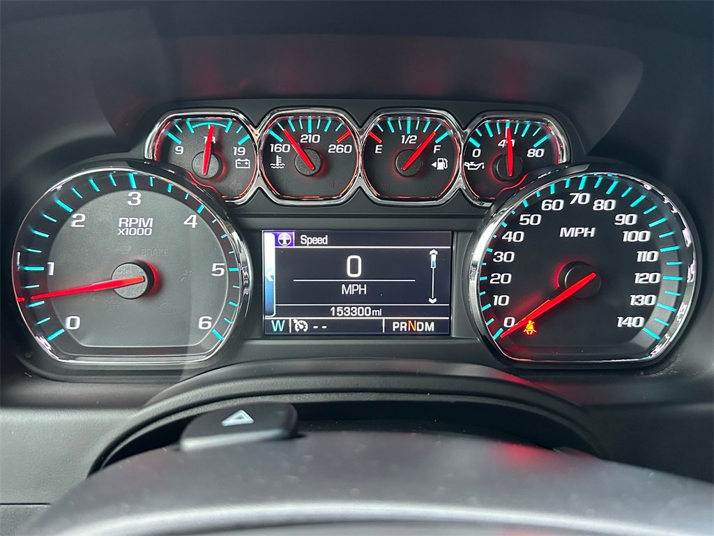 Used 2016 Chevrolet Suburban LT image 25