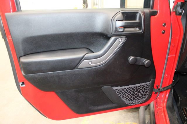 Used 2017 Jeep Wrangler Unlimited Sport image 13