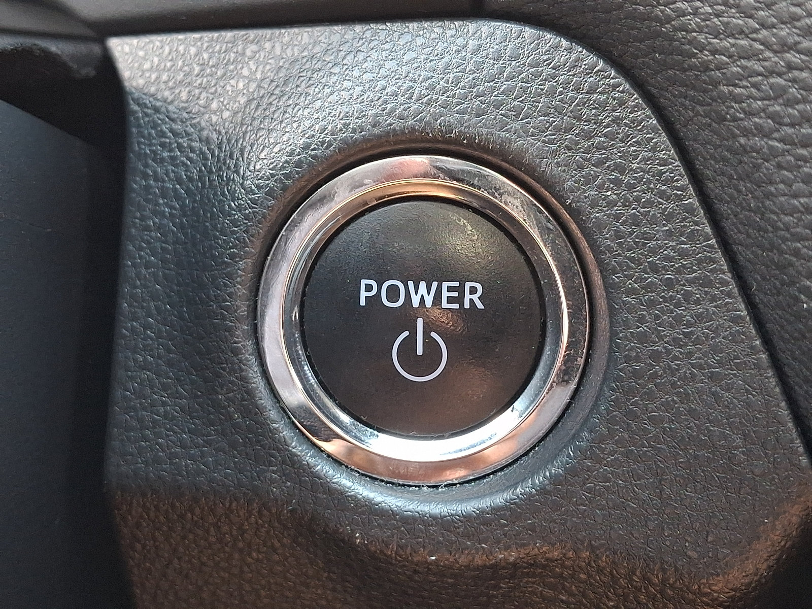 Used 2023 Toyota RAV4 XLE w/ XLE Grade Weather Package AWD/4WD image 21