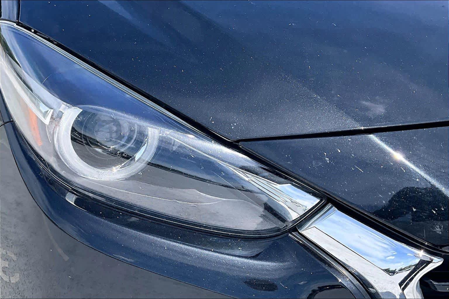 Used 2018 MAZDA MAZDA3 Grand Touring w/ Premium Equipment Package image 25