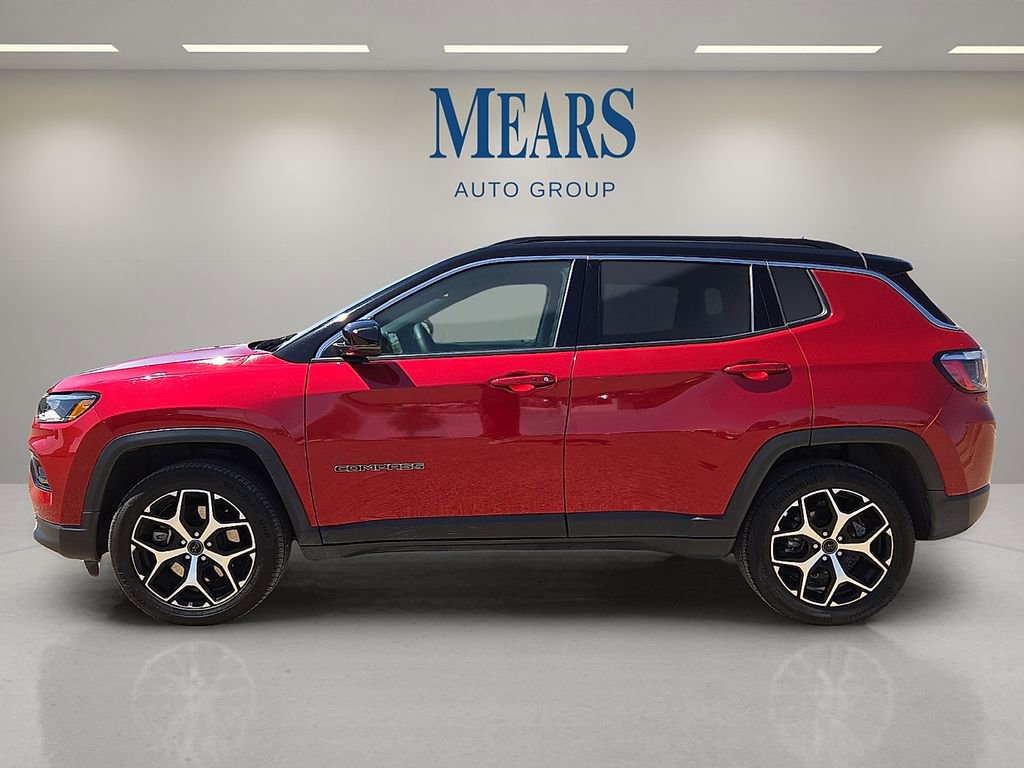 Used 2025 Jeep Compass Limited AWD/4WD image 2