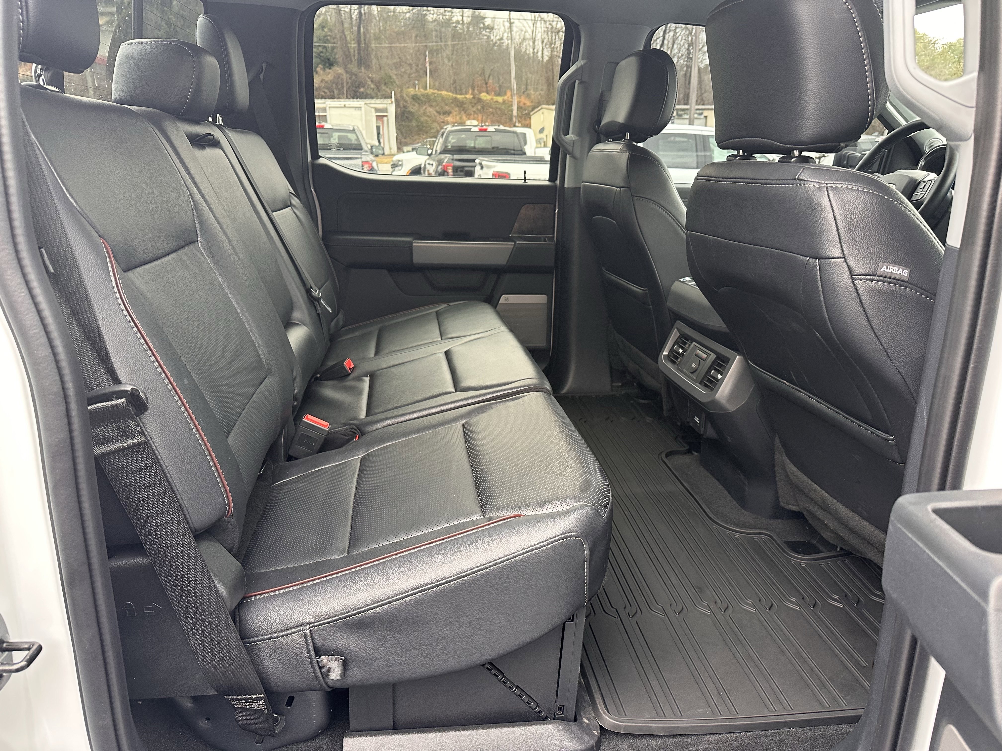 Used 2024 Ford F250 Lariat w/ Lariat Ultimate Package image 17