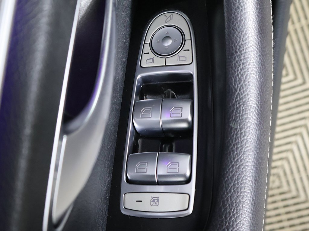 Used 2021 Mercedes-Benz E 350 4MATIC Sedan image 33