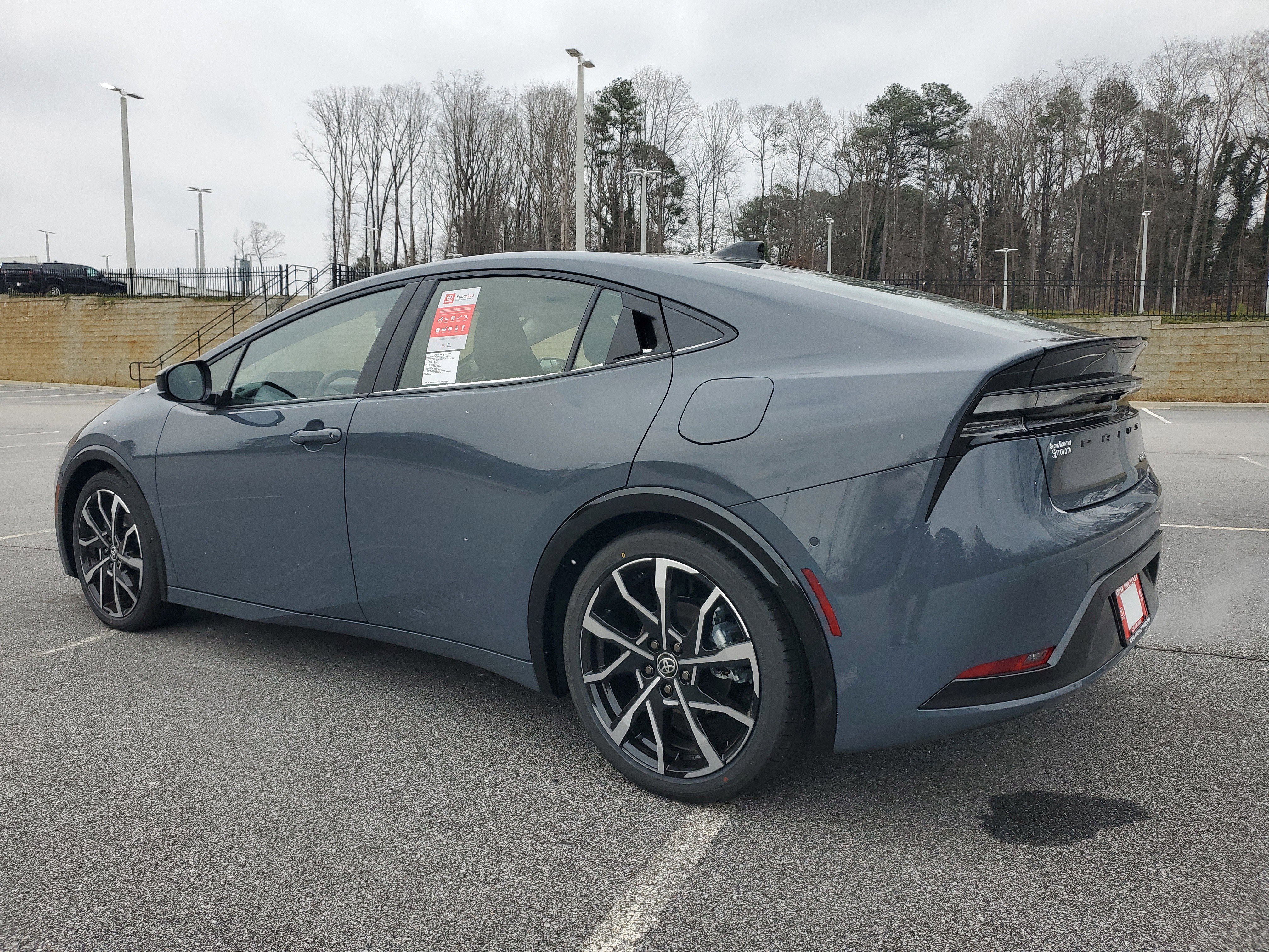 New 2026 Toyota Prius Plug-In Hybrid image 4