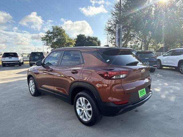 Used 2021 Chevrolet TrailBlazer LS FWD image 36