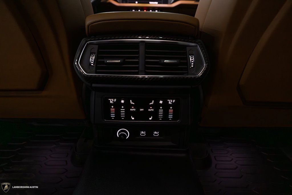 New 2025 Lamborghini Urus SE image 41