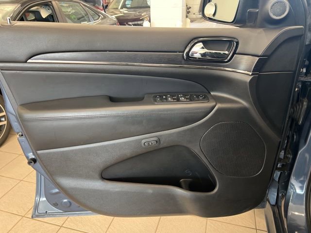 Used 2021 Jeep Grand Cherokee High Altitude AWD/4WD image 11