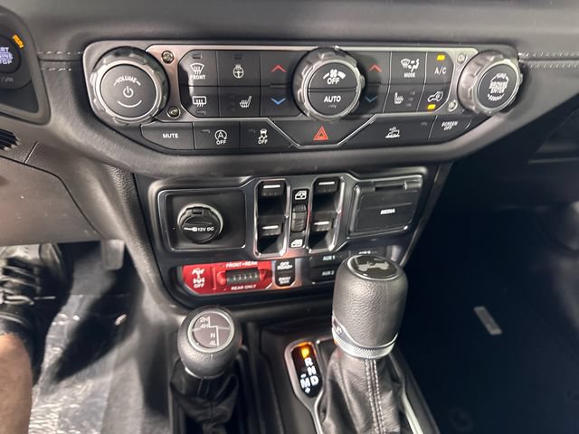 New 2026 Jeep Wrangler Unlimited Rubicon AWD/4WD image 30