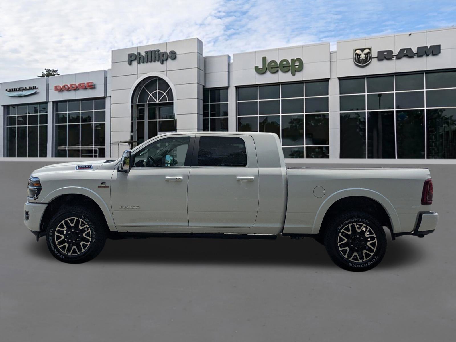 New 2026 RAM 2500 Limited AWD/4WD image 6