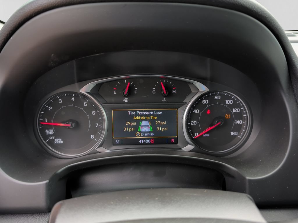 Used 2024 GMC Terrain SLT AWD/4WD image 10